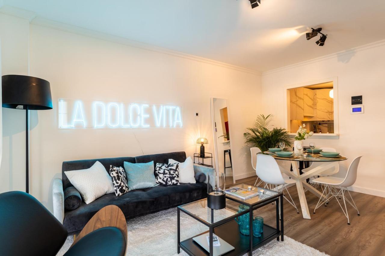 Apartment Black Level, 30M Playa, Pool, Wifi Almeria Ngoại thất bức ảnh